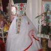 View the image: Kalocsai himzett menyasszonyi, báli ruha, 210
