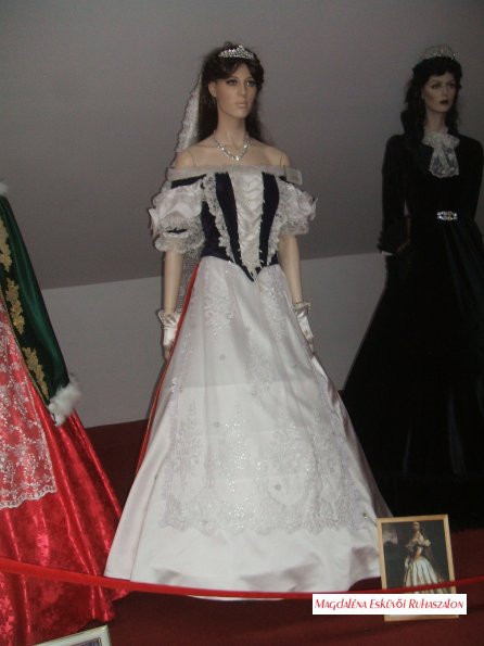 Erzsébet Császárné - Királyné - Sisi - Sissi - ruháinak replikációi, másolatai. Készítette: Héjjas Magdaléna