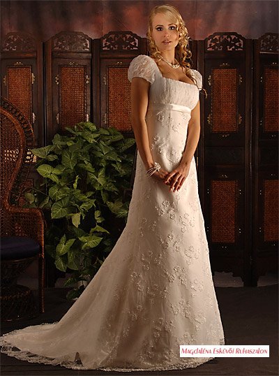 Menyasszonyi ruha, alkalmi ruha, 154
