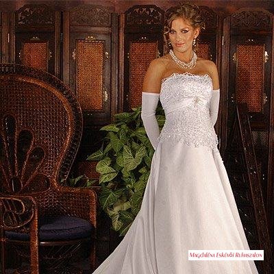 Menyasszonyi ruha, 152