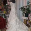 View the image: Menyasszonyi ruha, uszályos, 087