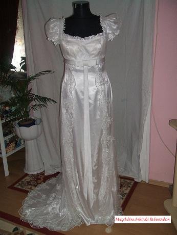 Menyasszonyi ruha 034