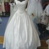 View the image: Menyasszonyi ruha, vállrészes 007