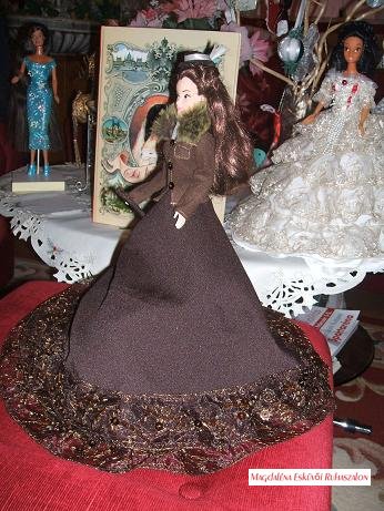 Sissi, Sisi, Erzsébet Királyné tradicionális ruhájának másolata, baba, barbie babán.