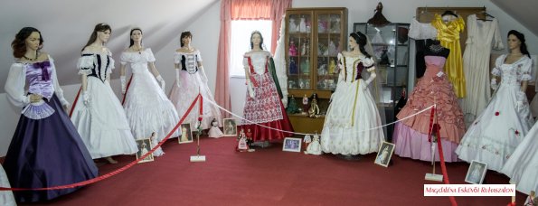 Sissi, Sisi, Erzsébet Királyné tradicionális, korhű ruháinak másolatai