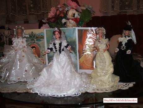 Sissi, Sisi, Erzsébet Királyné tradicionális ruhájinak másolata, baba, barbie babán.